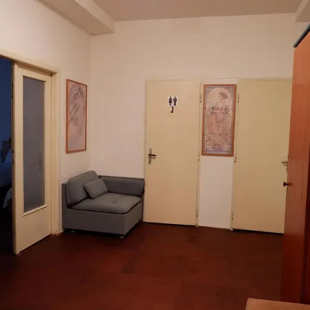 Udolni Cerveny Kostel Διαμέρισμα Μπρνο