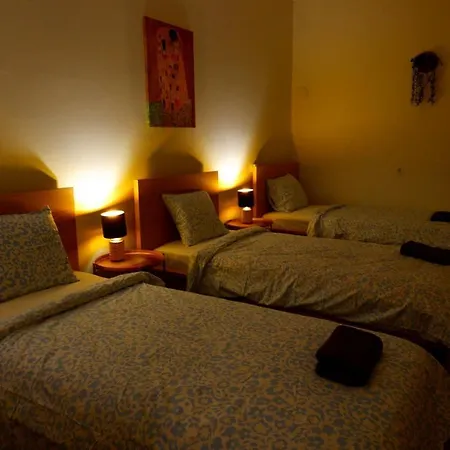 Udolni Cerveny Kostel