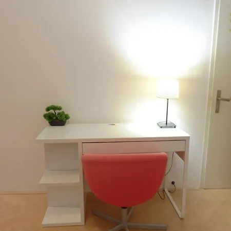 Apartment Udolni červený Kostel